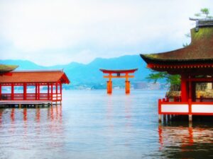 Tourist Attractions in Japan itsukushimajinjya